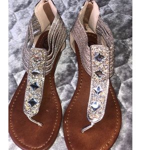 Daisy Fuentes sandals